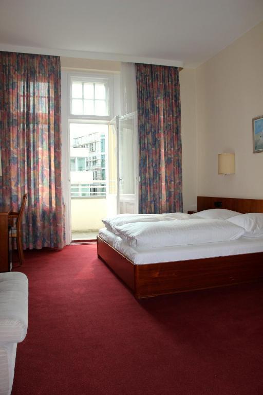 Kurfuerst Am Kurfuerstendamm Berlin Room photo